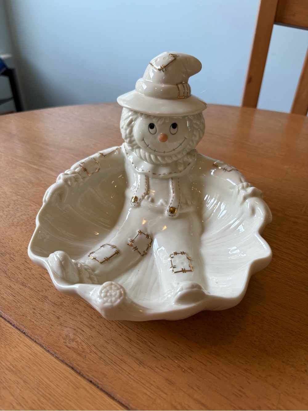 Lenox Cream Porcelain Decorative Dish with Scalloped Edge